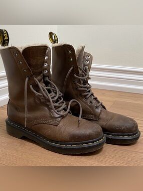 Dr. Martens Dark Brown Women’s Lace-Up Boots, UK 4 / US 6-6.5